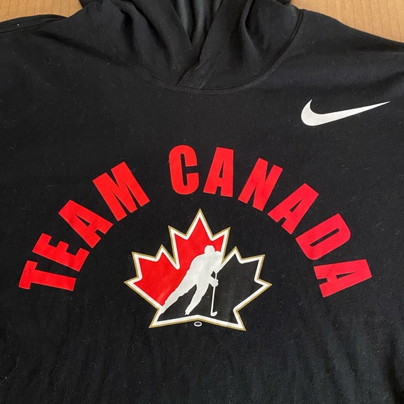 WITH TAGS** AUTHENTIC NIKE Team Canada Hockey Short-Sleeve Hoodie Adult S - Picture 2 of 6